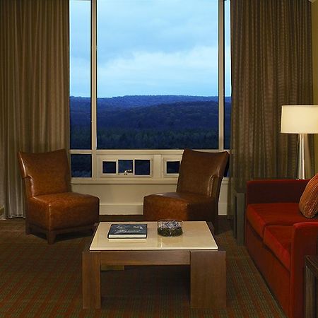 Great Cedar Hotel At Foxwoods เลดยาร์ดเซ็นเตอร์ ภายนอก รูปภาพ
