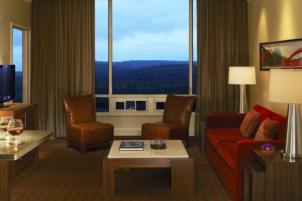 Great Cedar Hotel At Foxwoods เลดยาร์ดเซ็นเตอร์ ภายนอก รูปภาพ